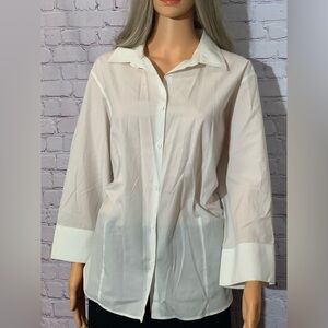 Women’s white button up wrinkle resistant blouse